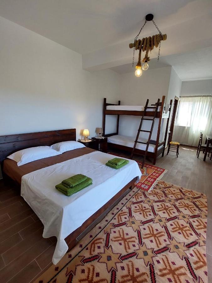 Guest House Gorani Berat Eksteriør billede