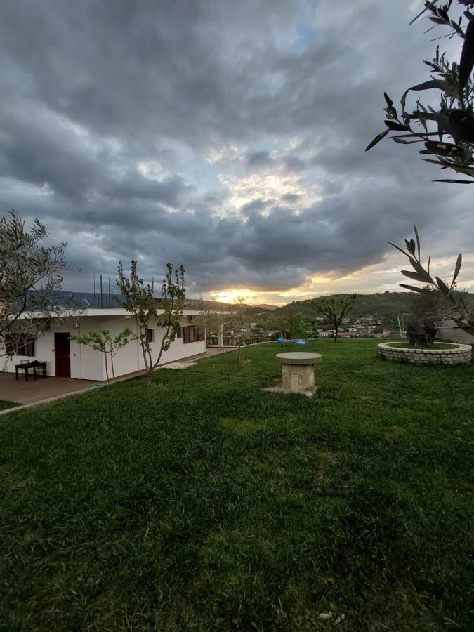 Guest House Gorani Berat Eksteriør billede