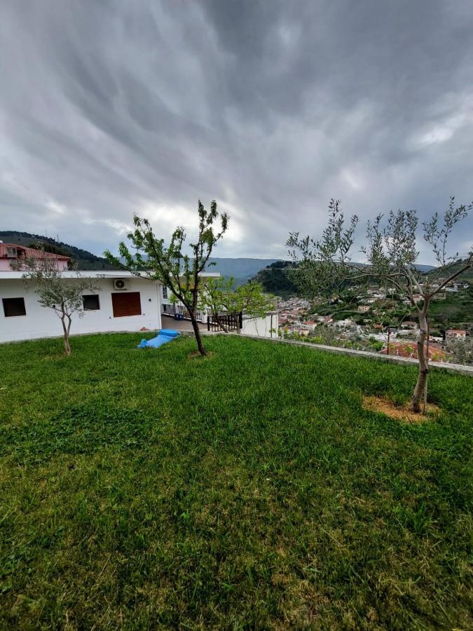 Guest House Gorani Berat Eksteriør billede