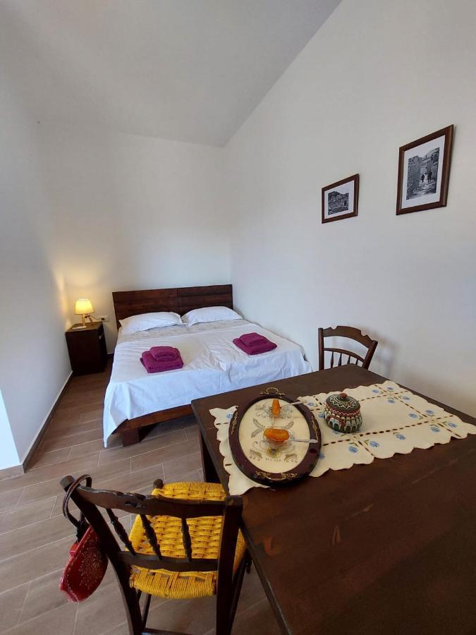 Guest House Gorani Berat Eksteriør billede